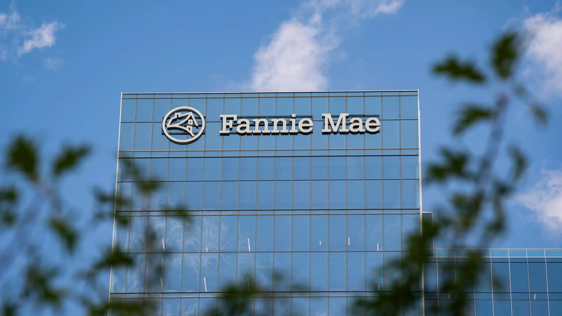 Fannie Mae Opens the Door to Crypto-Backed Mortgages as Better and Coinbase Introduce New Financing Model